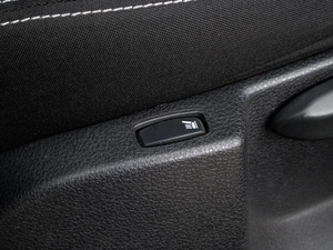Седан Renault Logan Stepway 2022 года, 1280000 рублей, Большой Сочи