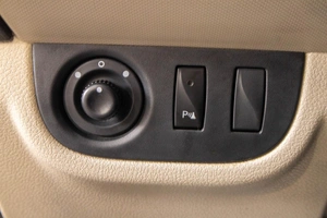 Седан Renault Logan 2014 года, 599000 рублей, Барнаул