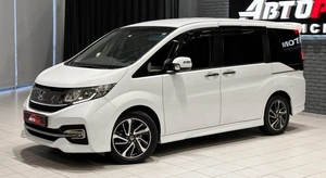 Минивэн Honda Stepwgn 2016 года, 2100000 рублей, Красноярск