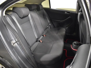Седан Volkswagen Jetta 2013 года, 955200 рублей, Казань