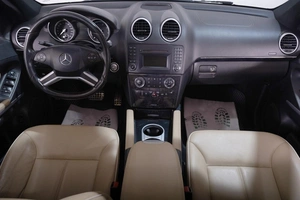 Внедорожник Mercedes-benz M-класс 2011 года, 2119000 рублей, Томск