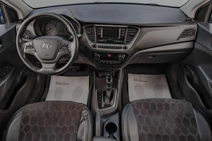 Седан Hyundai Solaris 2017 года, 999000 рублей, Челябинск