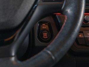 Седан BMW 3 серия 2012 года, 1799000 рублей, Сургут