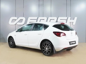 Хетчбэк Opel Astra 2012 года, 874000 рублей, Воронеж