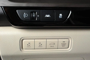 Минивэн Kia Carnival 2020 года, 4599000 рублей, Тюмень