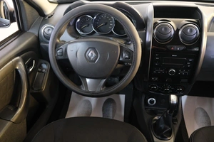 Внедорожник Renault Duster 2018 года, 1249000 рублей, Омск