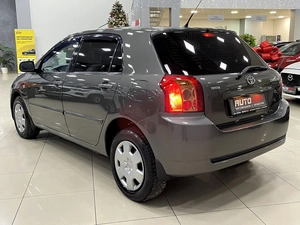 Хетчбэк Toyota Corolla 2005 года, 797000 рублей, Солонцы