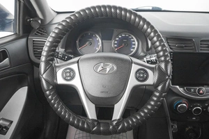 Седан Hyundai Solaris 2013 года, 799000 рублей, Кемерово