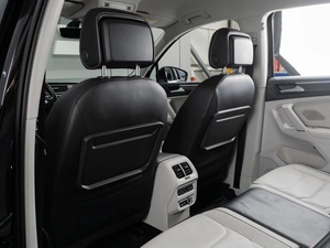 Внедорожник Volkswagen Tiguan 2018 года, 2599000 рублей, Тюмень