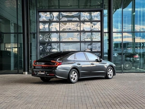 Седан Hyundai Sonata 2019 года, 2120000 рублей, Уфа