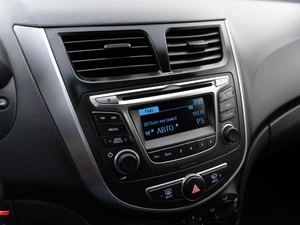 Седан Hyundai Solaris 2015 года, 1359000 рублей, Саратов