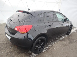 Хэтчбек 4 дв. Opel Astra 2012 года, 685000 рублей, Орёл