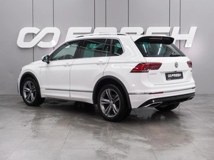 Внедорожник Volkswagen Tiguan 2019 года, 3289000 рублей, Воронеж