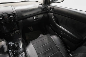 Седан Toyota Avensis 2006 года, 639000 рублей, Новокузнецк