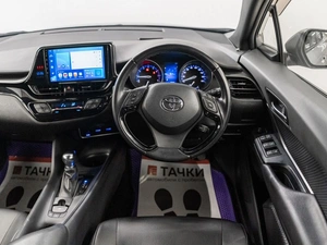 Внедорожник Toyota C-HR 2017 года, 1849000 рублей, Красноярск
