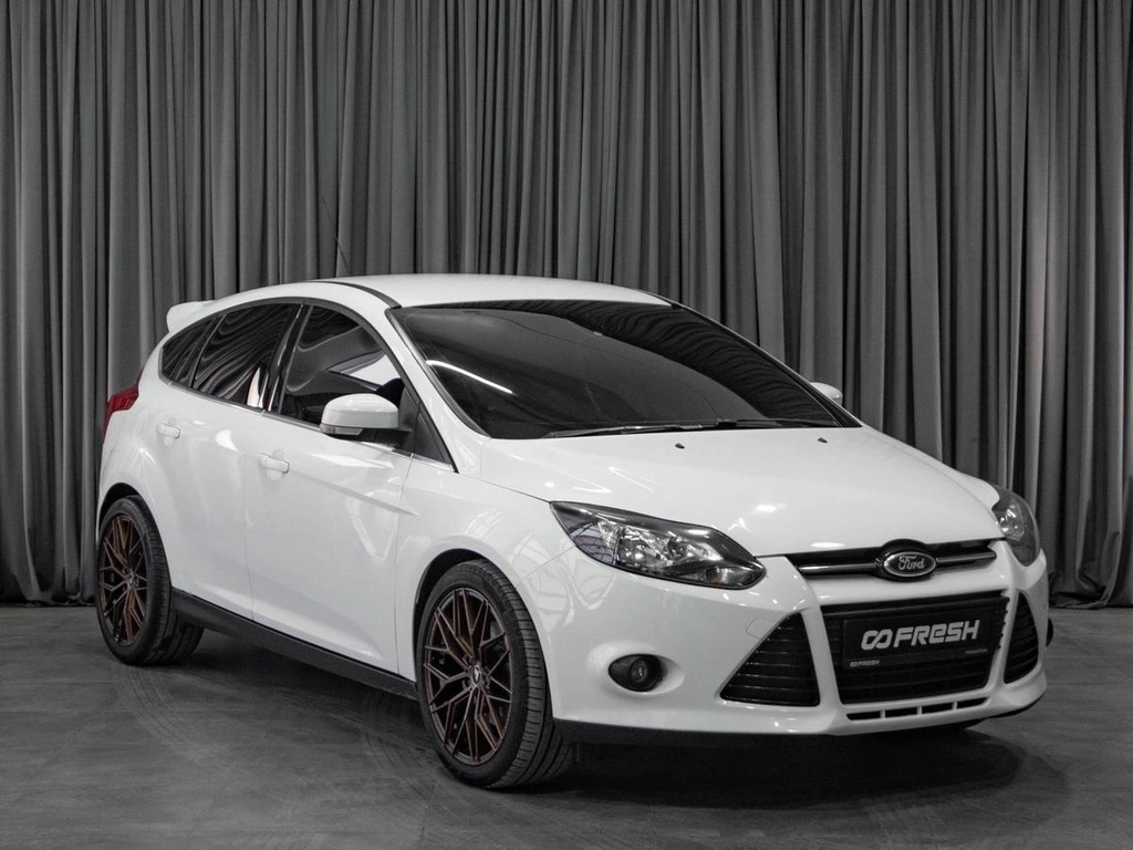 Хетчбэк Ford Focus 2012 года, 1199000 рублей, Тюмень