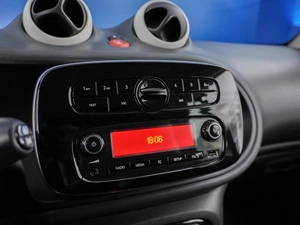 Хетчбэк Smart Fortwo 2016 года, 948023 рублей, Москва