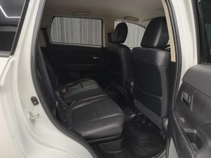 Внедорожник Mitsubishi Outlander 2015 года, 1950000 рублей, Красноярск