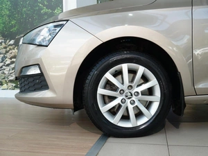 Лифтбек Skoda Rapid 2020 года, 1728000 рублей, Тверь