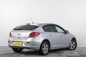 Хетчбэк Chevrolet Cruze 2012 года, 769000 рублей, Кемерово