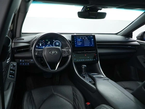 Седан Toyota Avalon 2023 года, 3777077 рублей, Москва