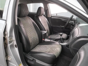 Седан Toyota Corolla 2011 года, 1028000 рублей, Воронеж