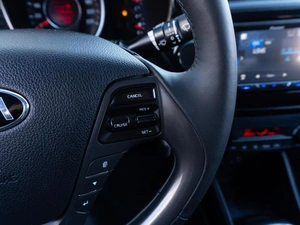 Седан Kia Rio 2016 года, 1209000 рублей, Саратов