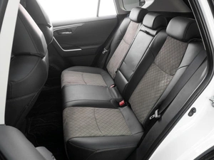 Внедорожник Toyota RAV4 2025 года, 4219000 рублей, Тюмень