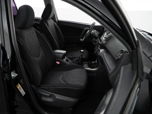 Внедорожник Toyota RAV4 2010 года, 1229050 рублей, Москва