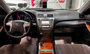 Седан Toyota Camry 2009 года, 1250000 рублей, Красноярск