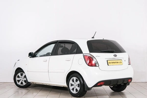 Хетчбэк Kia Rio 2011 года, 699000 рублей, Красноярск