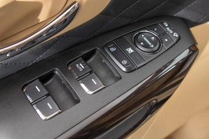 Минивэн Kia Carnival 2018 года, 2699000 рублей, Барнаул
