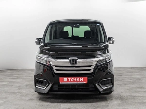 Минивэн Honda Stepwgn Spada 2019 года, 2250000 рублей, Красноярск