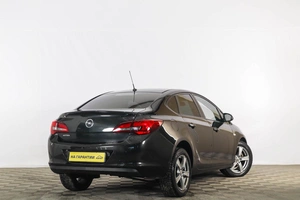 Седан Opel Astra 2012 года, 719000 рублей, Тюмень
