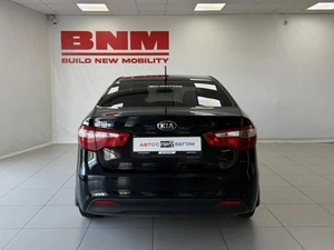 Седан Kia Rio 2014 года, 900000 рублей, Смоленск