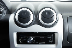 Хетчбэк Renault Sandero 2012 года, 649000 рублей, Пермь