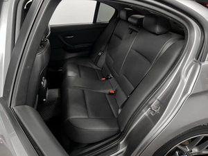 Седан BMW 3 серия 2010 года, 943100 рублей, Казань