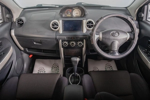 Хетчбэк Toyota Ist 2003 года, 499000 рублей, Томск