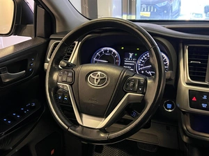 Внедорожник Toyota Highlander 2015 года, 2799000 рублей, Красноярск