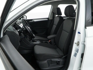 Внедорожник Volkswagen Tiguan 2021 года, 2099050 рублей, Москва