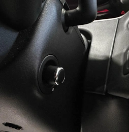 Внедорожник Land Rover Range Rover Velar 2017 года, 3867000 рублей, Красноярск