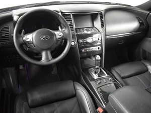 Внедорожник Infiniti QX70 2015 года, 1955900 рублей, Казань