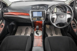 Седан Toyota Premio 2010 года, 1149000 рублей, Барнаул