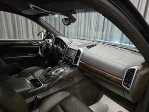 Внедорожник Porsche Cayenne 2011 года, 2499000 рублей, Красноярск