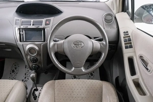 Хетчбэк Toyota Vitz 2008 года, 639000 рублей, Красноярск