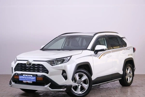 Внедорожник Toyota RAV4 2019 года, 4049000 рублей, Омск