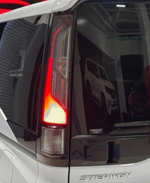 Минивэн Honda Stepwgn 2017 года, 1897000 рублей, Красноярск