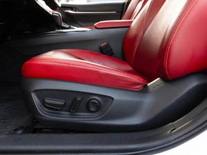Седан Toyota Camry 2018 года, 2499000 рублей, Саратов