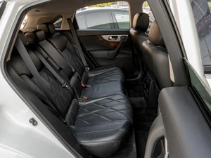 Внедорожник Infiniti QX70 2013 года, 2439000 рублей, Саратов