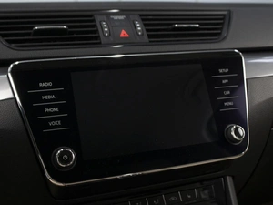 Лифтбек Skoda Superb 2017 года, 1980000 рублей, Омск
